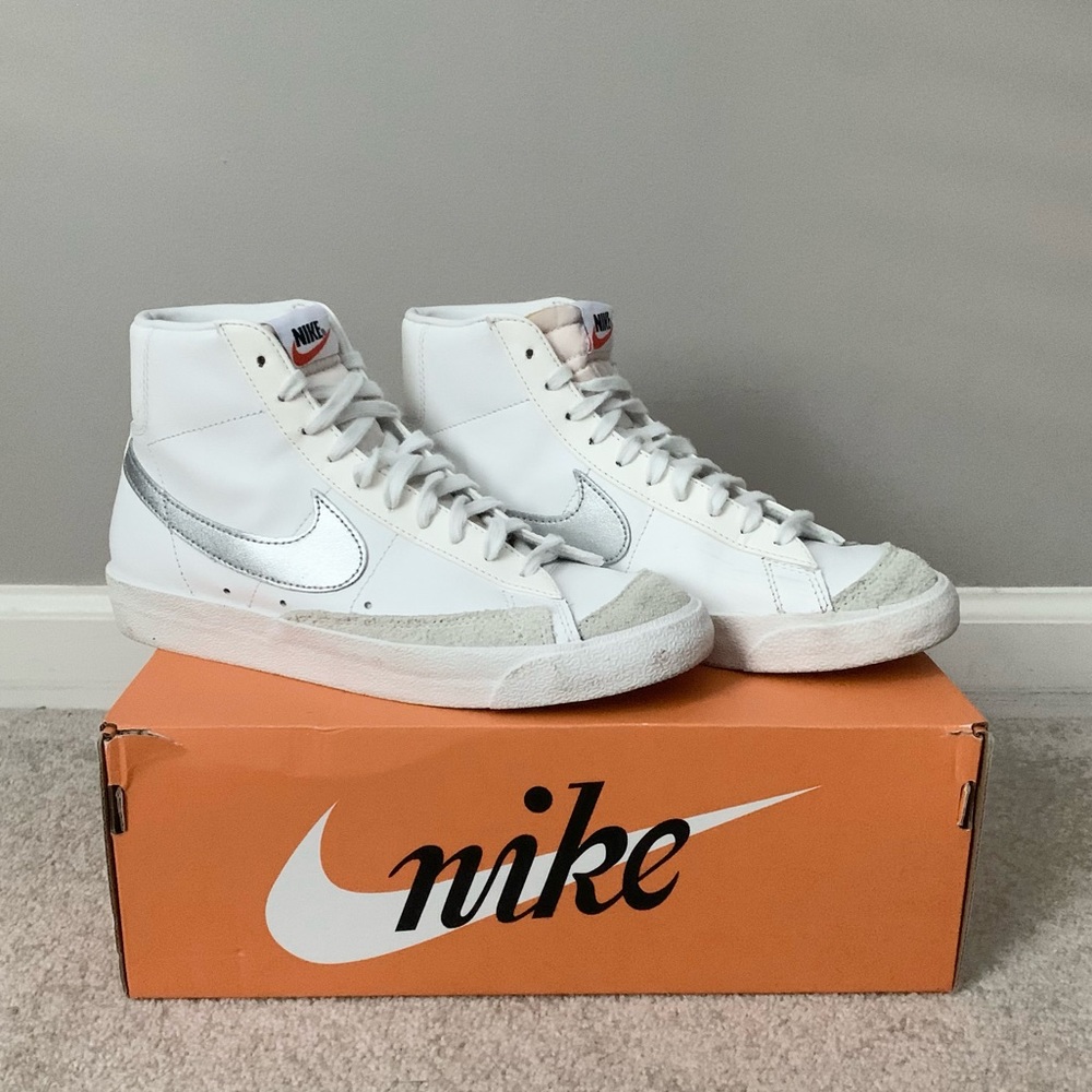 nike blazers mid ‘77